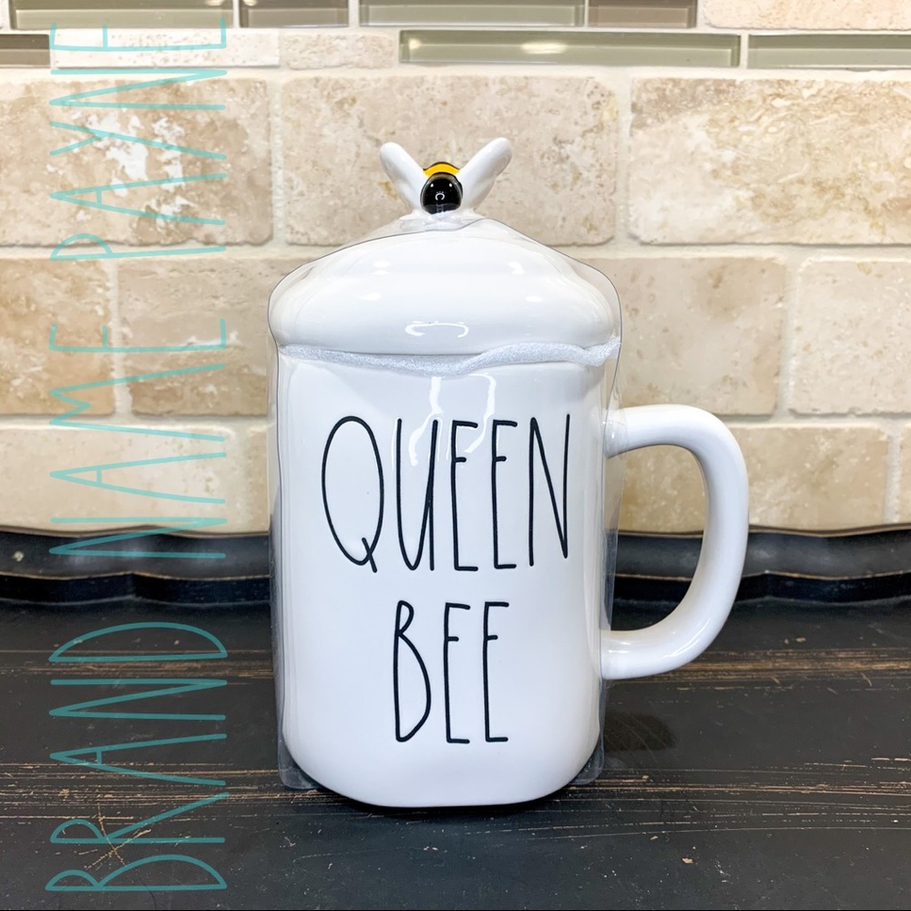 Rae Dunn Queen Bee Mug with Topper
